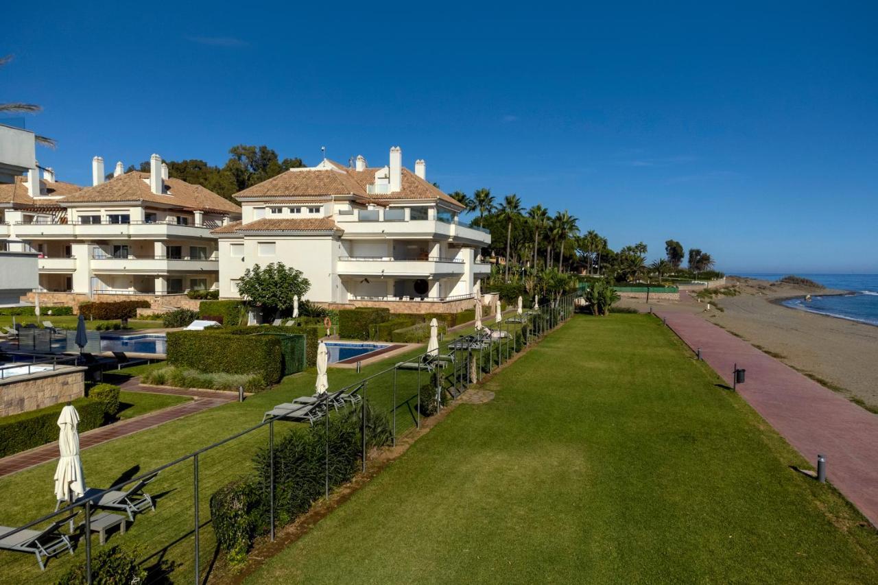 Appt 401-3-Bed-Heaven Beach-Paseo-All Year Heated Pool-Free Bikes Estepona Exterior photo