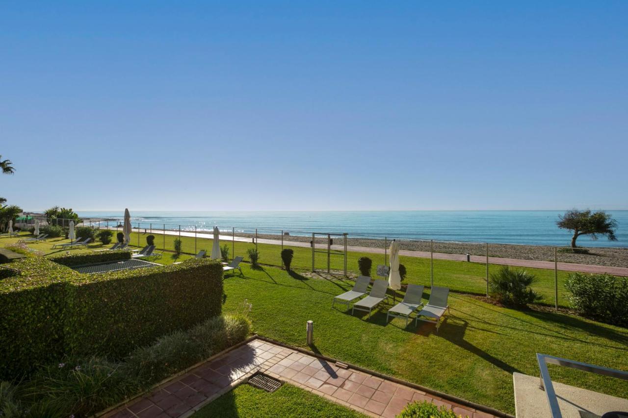 Appt 401-3-Bed-Heaven Beach-Paseo-All Year Heated Pool-Free Bikes Estepona Exterior photo