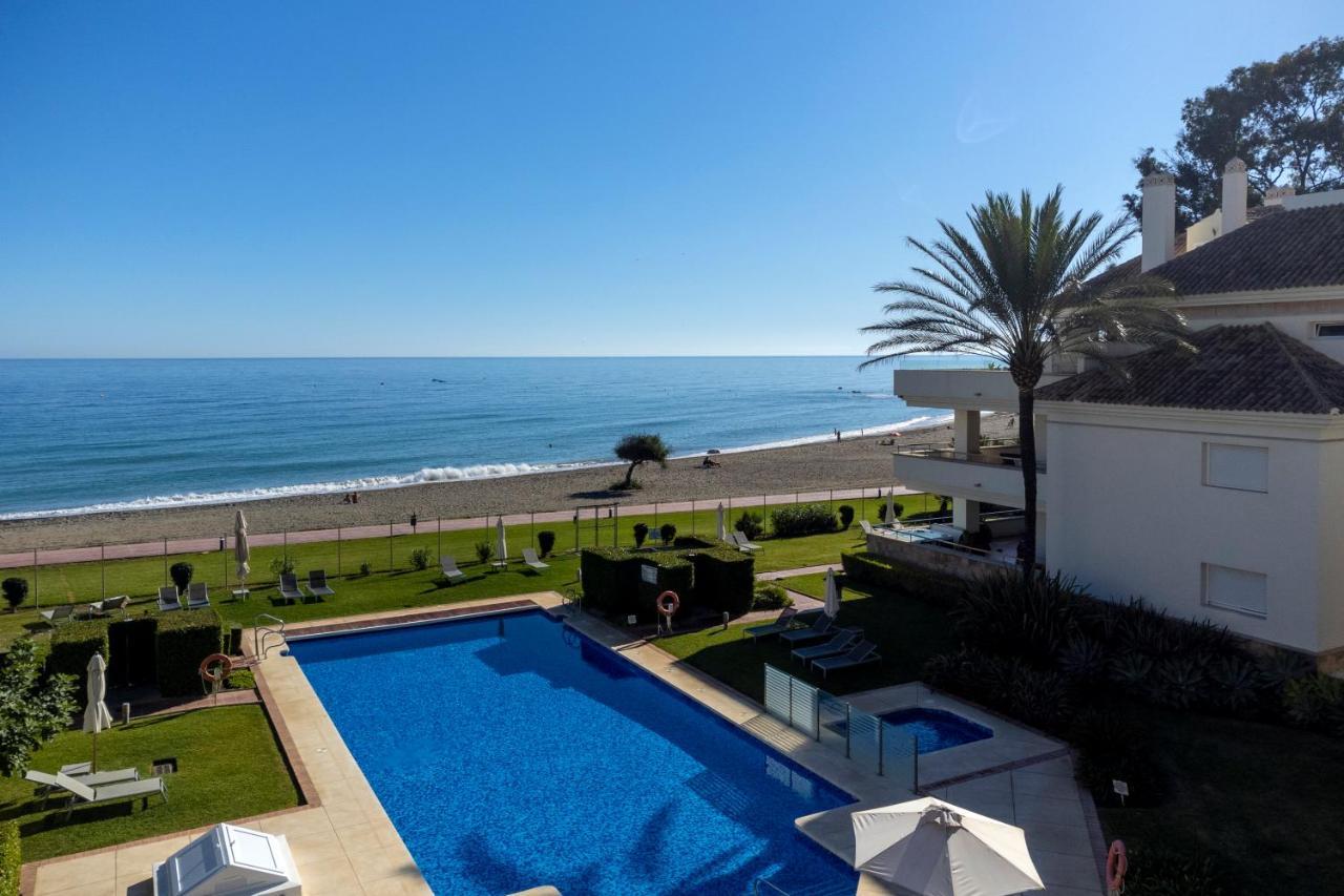 Appt 401-3-Bed-Heaven Beach-Paseo-All Year Heated Pool-Free Bikes Estepona Exterior photo