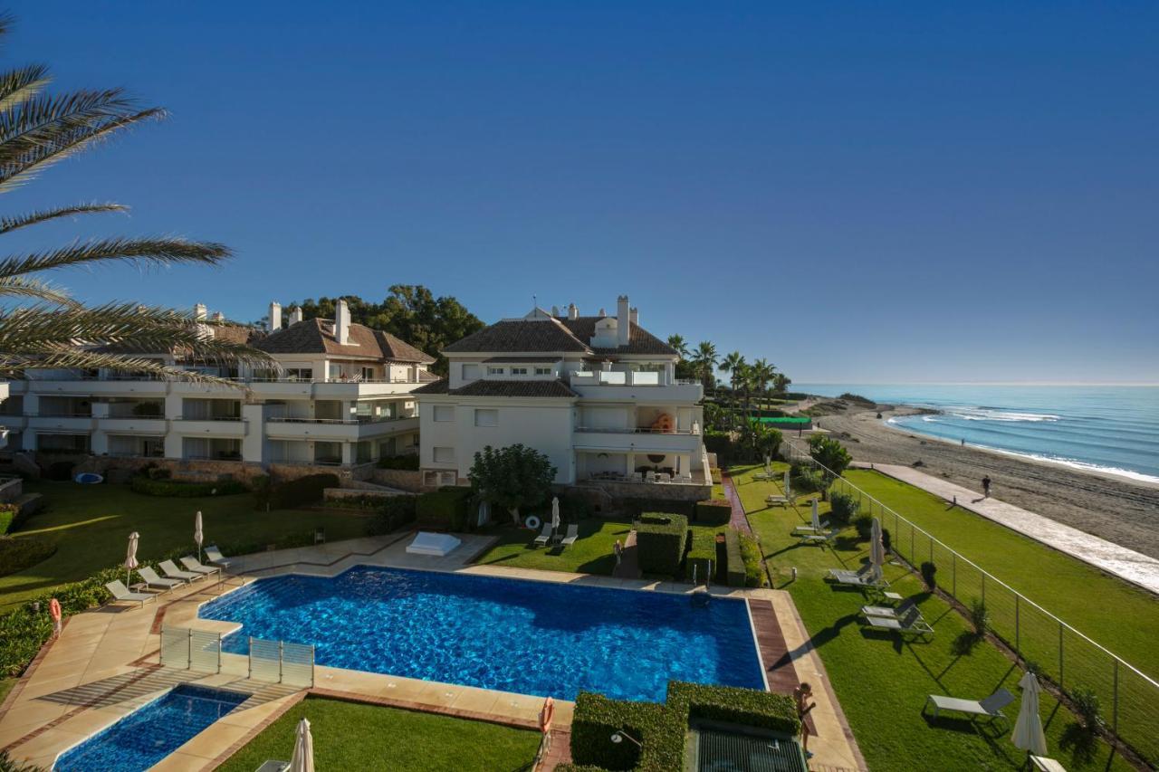 Appt 401-3-Bed-Heaven Beach-Paseo-All Year Heated Pool-Free Bikes Estepona Exterior photo