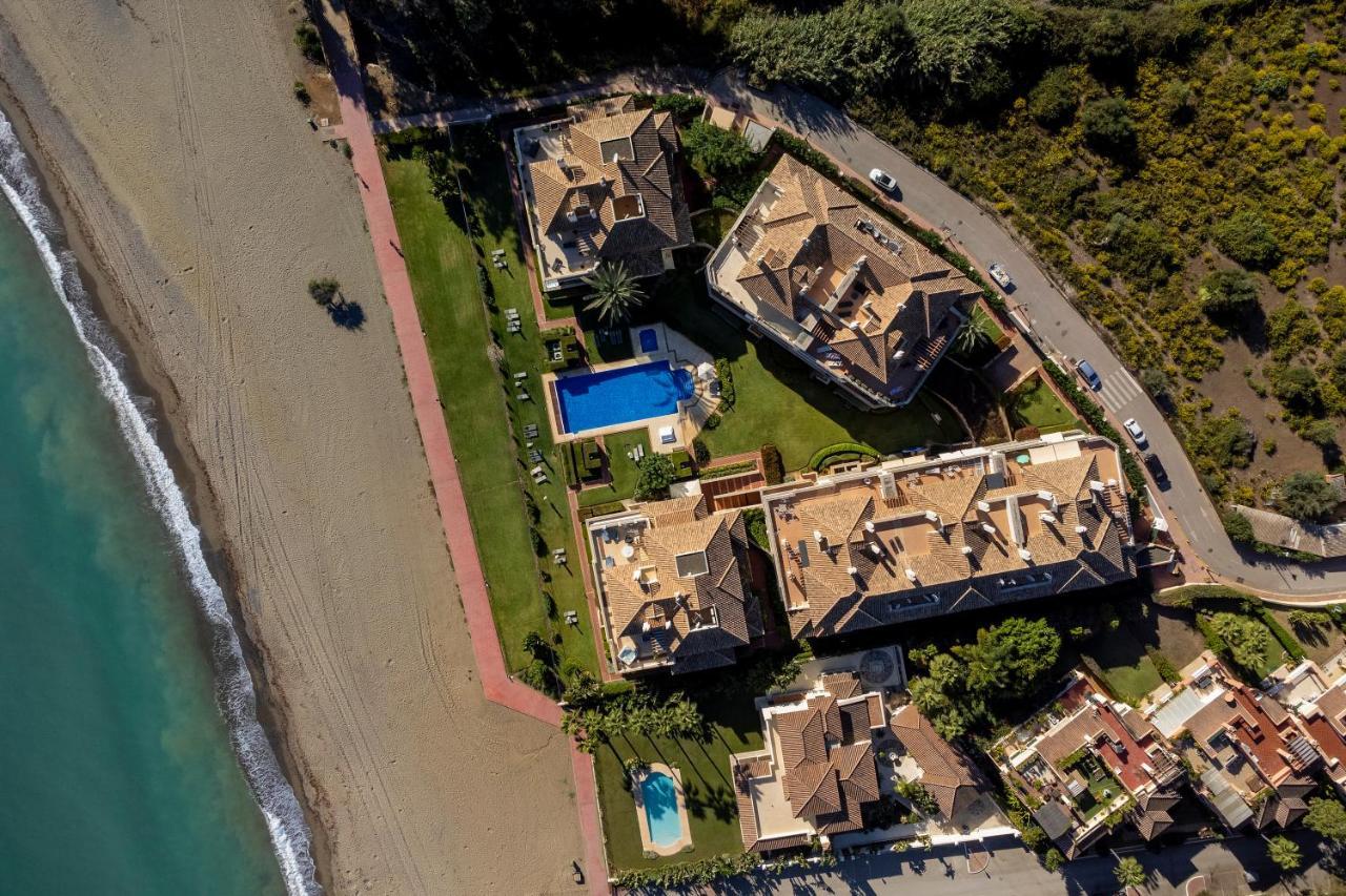 Appt 401-3-Bed-Heaven Beach-Paseo-All Year Heated Pool-Free Bikes Estepona Exterior photo