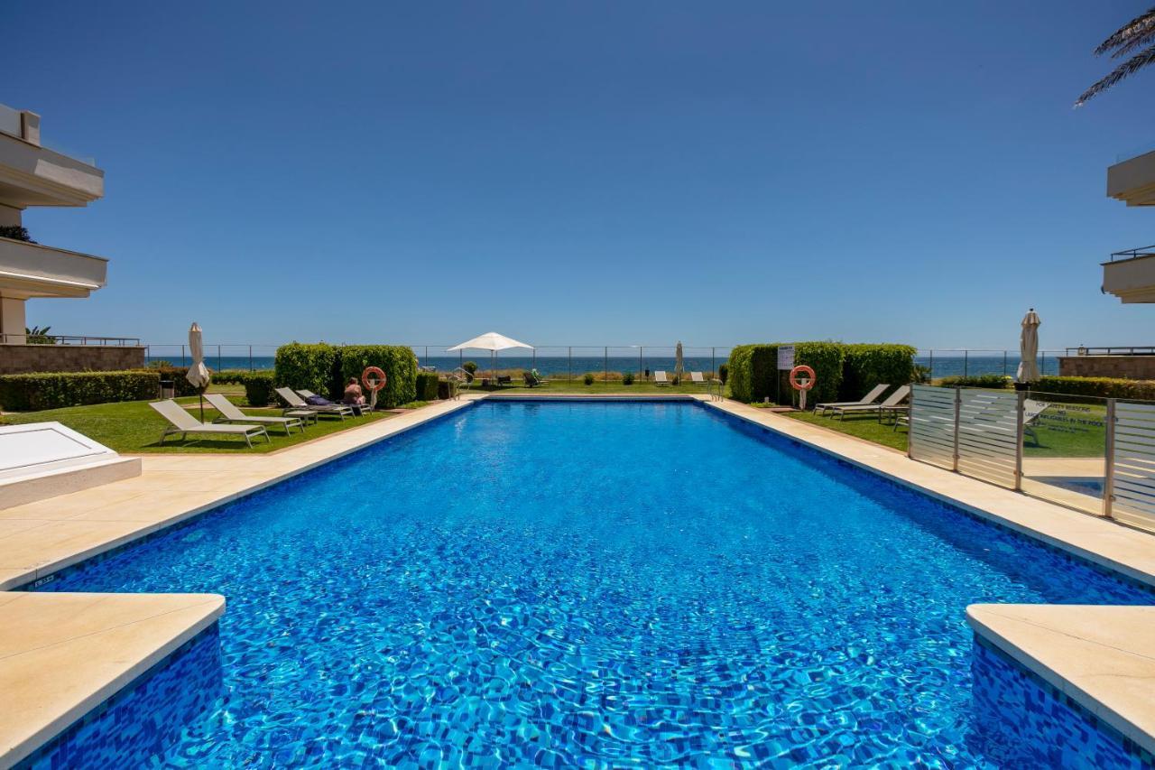Appt 401-3-Bed-Heaven Beach-Paseo-All Year Heated Pool-Free Bikes Estepona Exterior photo