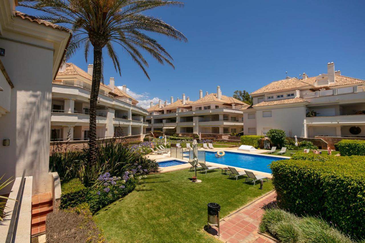 Appt 401-3-Bed-Heaven Beach-Paseo-All Year Heated Pool-Free Bikes Estepona Exterior photo