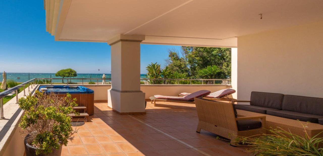 Appt 401-3-Bed-Heaven Beach-Paseo-All Year Heated Pool-Free Bikes Estepona Exterior photo