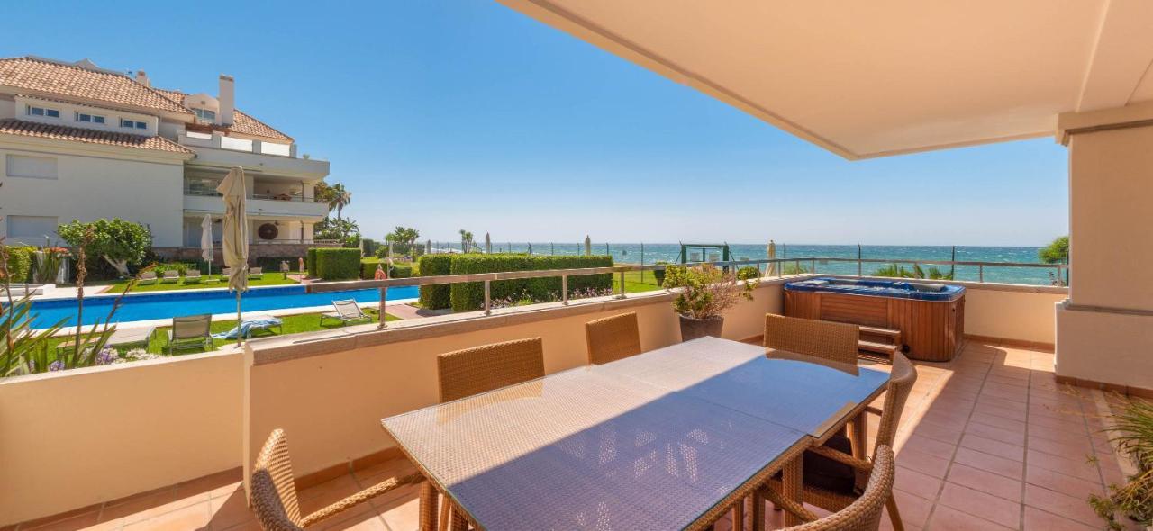 Appt 401-3-Bed-Heaven Beach-Paseo-All Year Heated Pool-Free Bikes Estepona Exterior photo