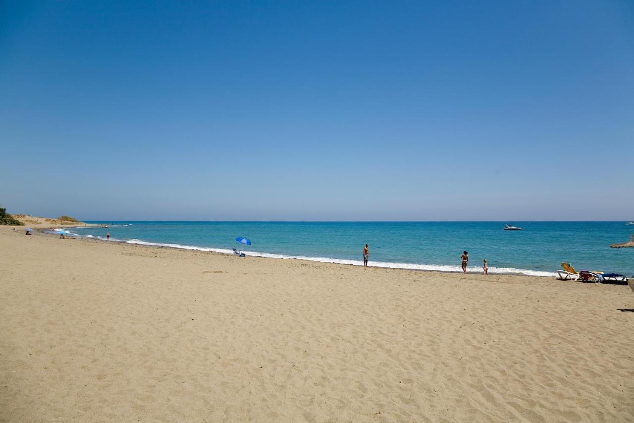 Appt 401-3-Bed-Heaven Beach-Paseo-All Year Heated Pool-Free Bikes Estepona Exterior photo